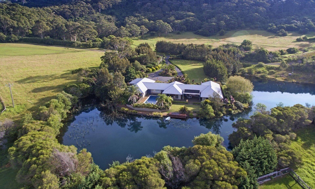 Coolangatta House | Stunning Mystique Country House with lake & mountain. 15% discount all winter.