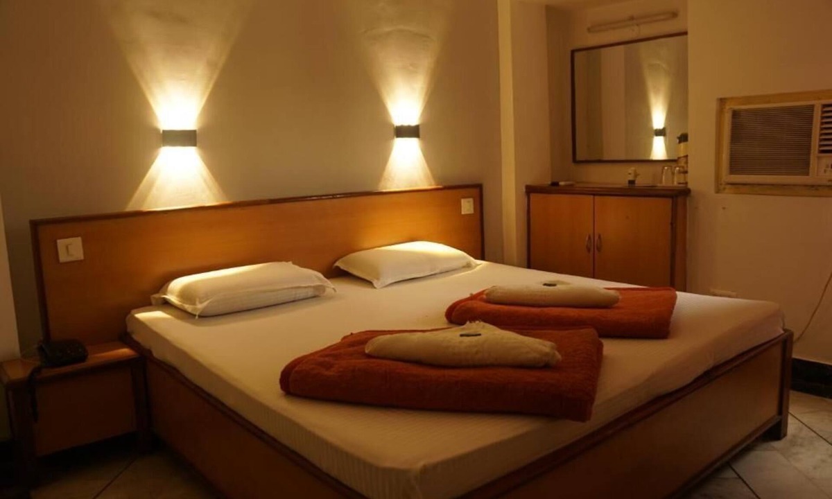 Allahabad Hotel | SUbhash Hotel