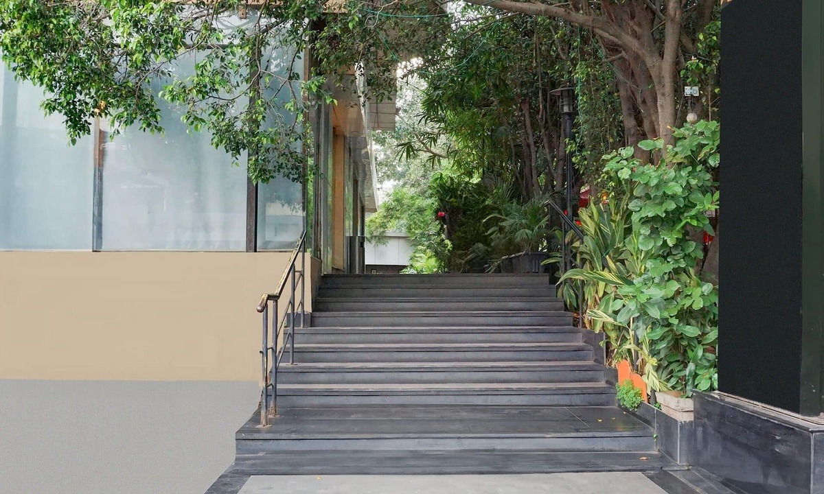 Shivajinagar House | Suite JM Road Krishna Presidency
