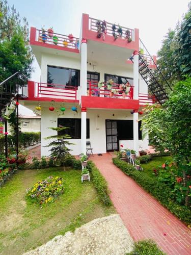 Bhimtal Hotel | Sunrest Villa