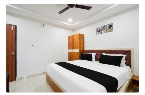 Suriapet Hotel | SUNRISE GROUP OF HOTELS,SURYAPeT