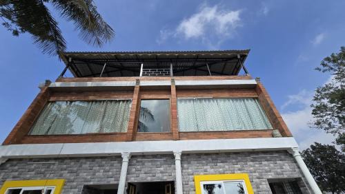 Yelagiri House | Sunrise Inn