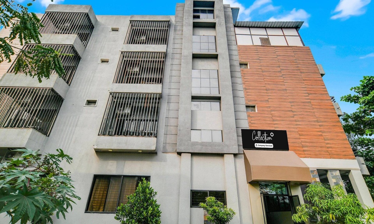Indore House | Super Collection O Indore Near Omax City 1