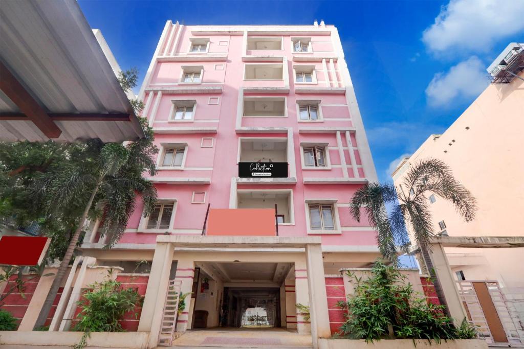 Kukatpalli Hotel | Super Collection O KPHB Metro Station Hyderabad Formerly Hillside