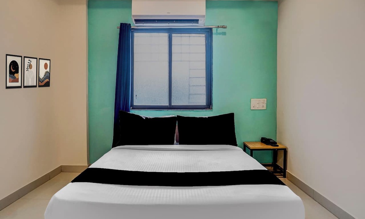 Pune Hotel | Super Collection O Manjari -Mundhwa Road