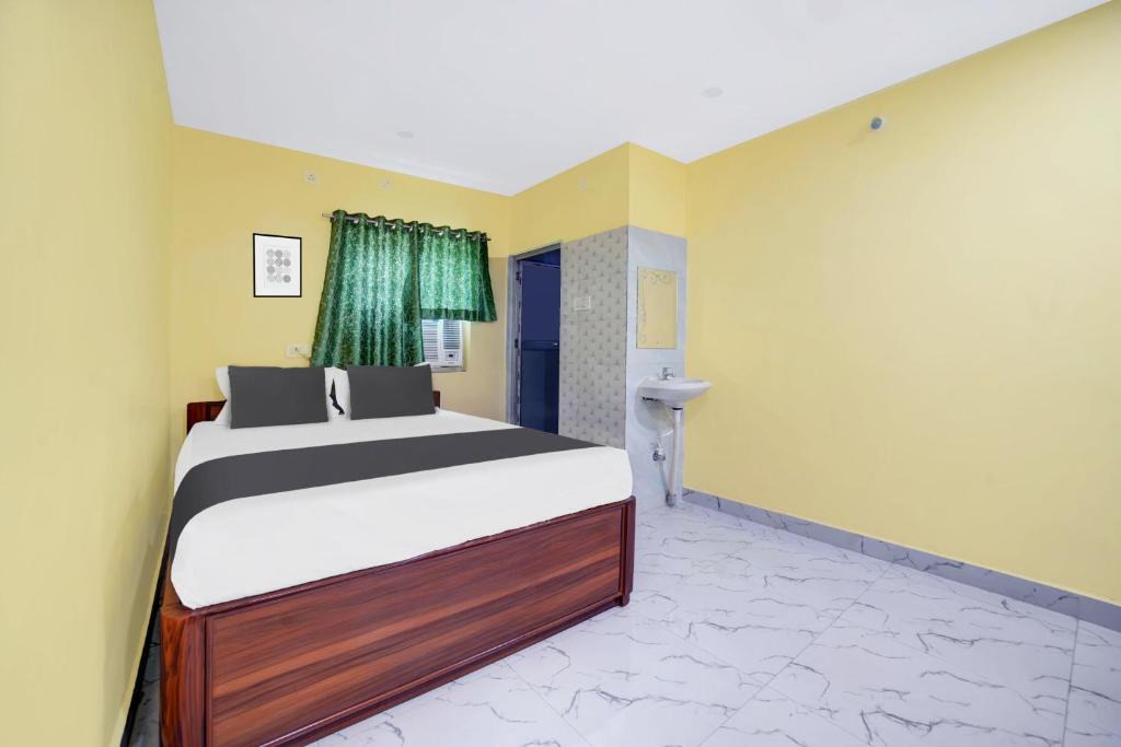 Seraikela Hotel | Super Hotel O MAREENA INN