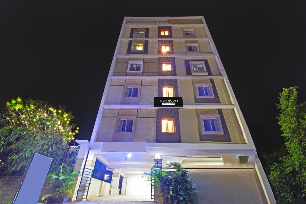 Kondapur Hotel | Super Townhouse Kondapur Near Botanical Garden Formerly RRR Inn