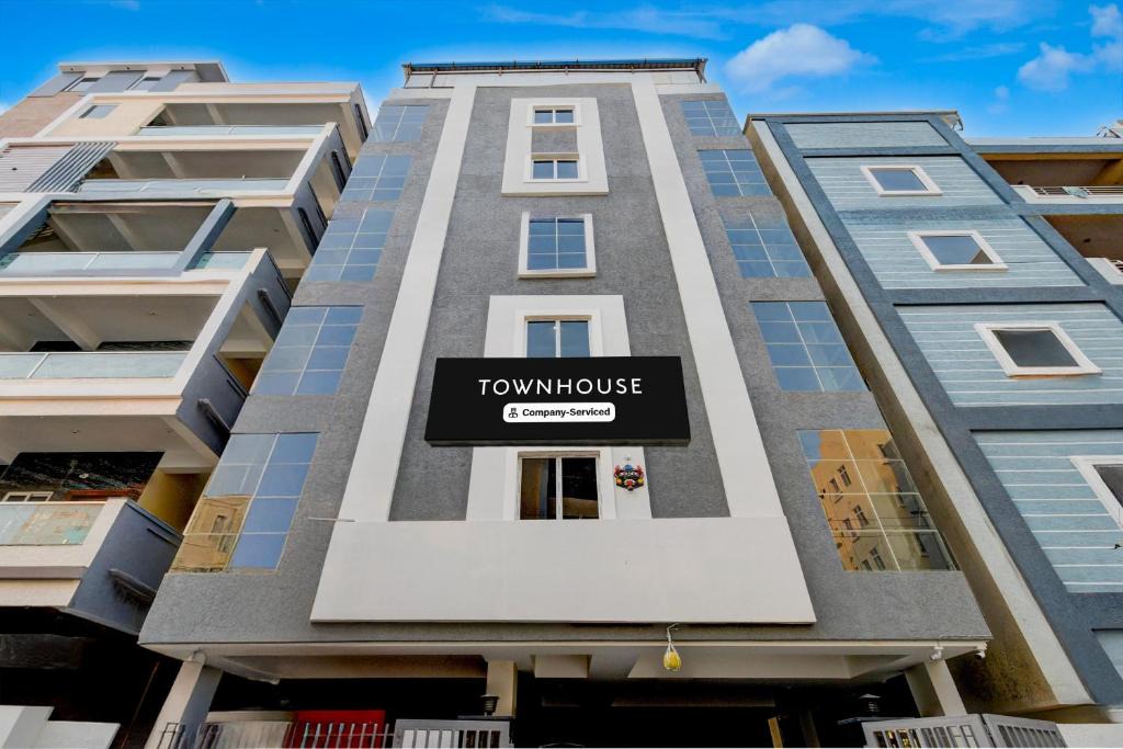 Hyderabad Hotel | Super Townhouse Miyapur Metro Station Formerly Sainath Arcade