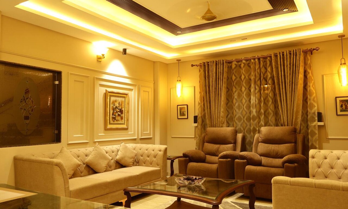 Bhopal Hotel | Suramya