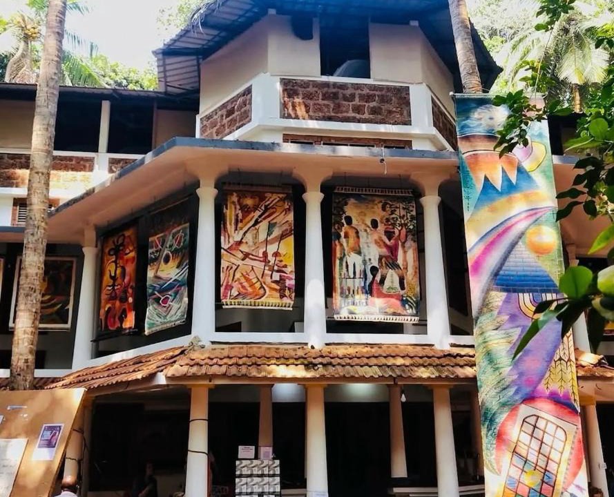 Kozhikode House | Tasara , an Inspiring Artistic Home