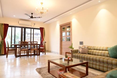 Kalighat Apartment | The 48