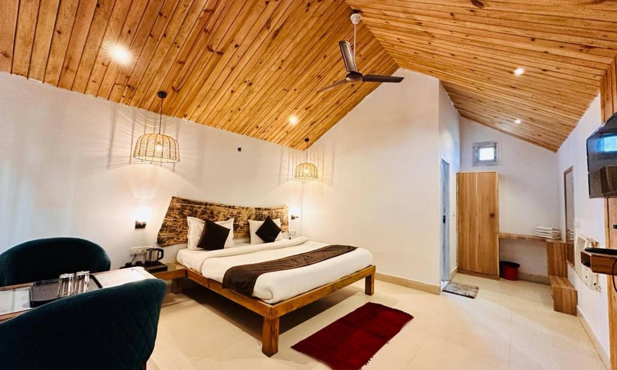 Dhela Hotel | The Corbett view resort
