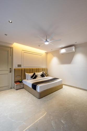 Ghaziabad Hotel | The Emporio a Elite Hotel at Ghaziabad