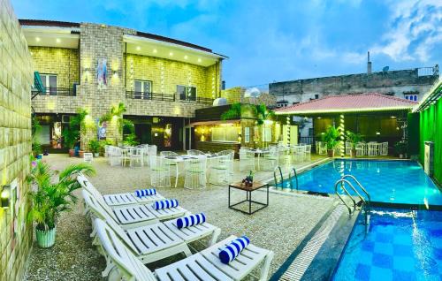Udaipur Hotel | The G R A N D Bhagwat Udaipur near shashtri circle