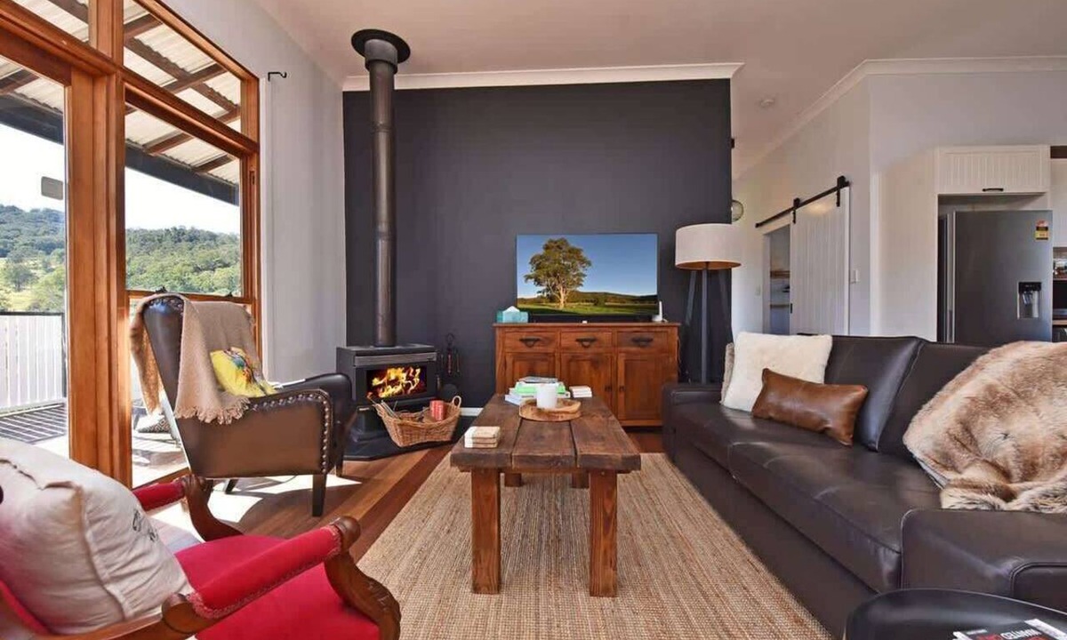 Mount View House | The Glass Ceiling 360 degree Mount View Hideaway