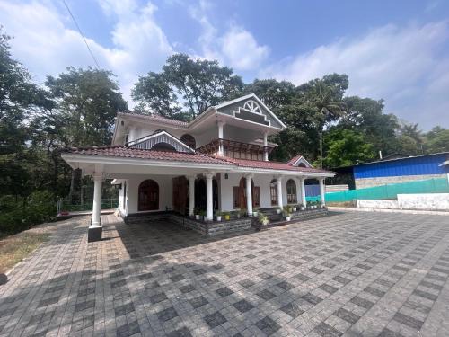 Udumbanchola Resort | The Grand Sapphires Resorts in Munnar,Idukki Vaganon