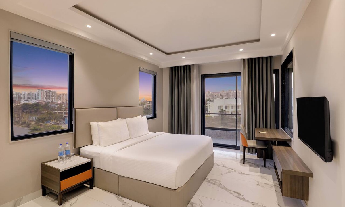 Sector 51 Hotel | The Hoften Sukh Vasa, Sector 51 & Golf Course Ext Road