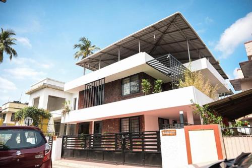 Thiruvananthapuram Bed & Breakfast | The Lotus stays - Thiruvananthapuram