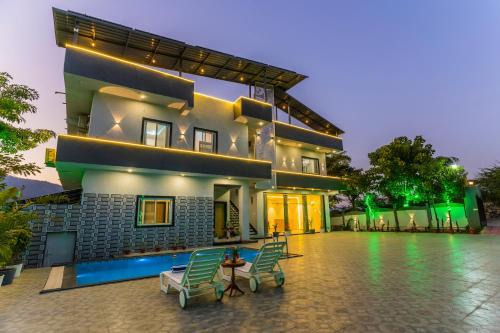 Udaipur Villa | The Oasis Retreat Villa