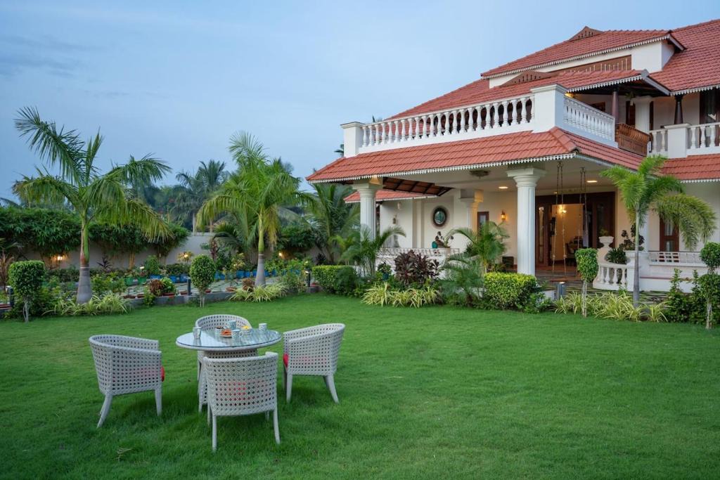 Chengalpattu Villa | The Palmyrah - A LuxUnlock Private Villa