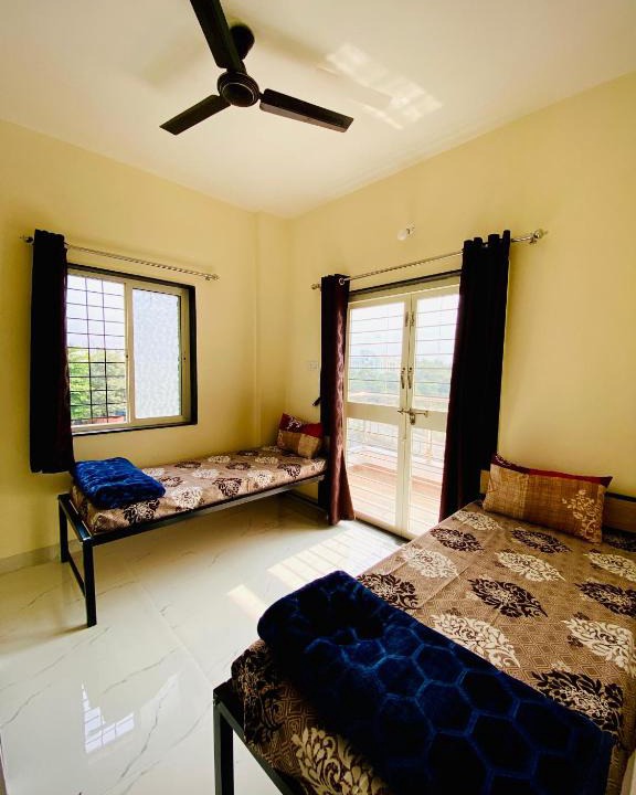 Pune Hostel | The Peacewood's Homes - Pune's Comfort - Hostel & PG