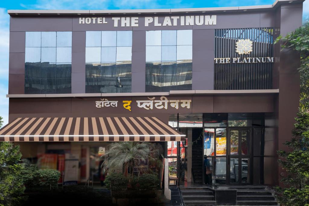 Andheri West Hotel | The Platinum