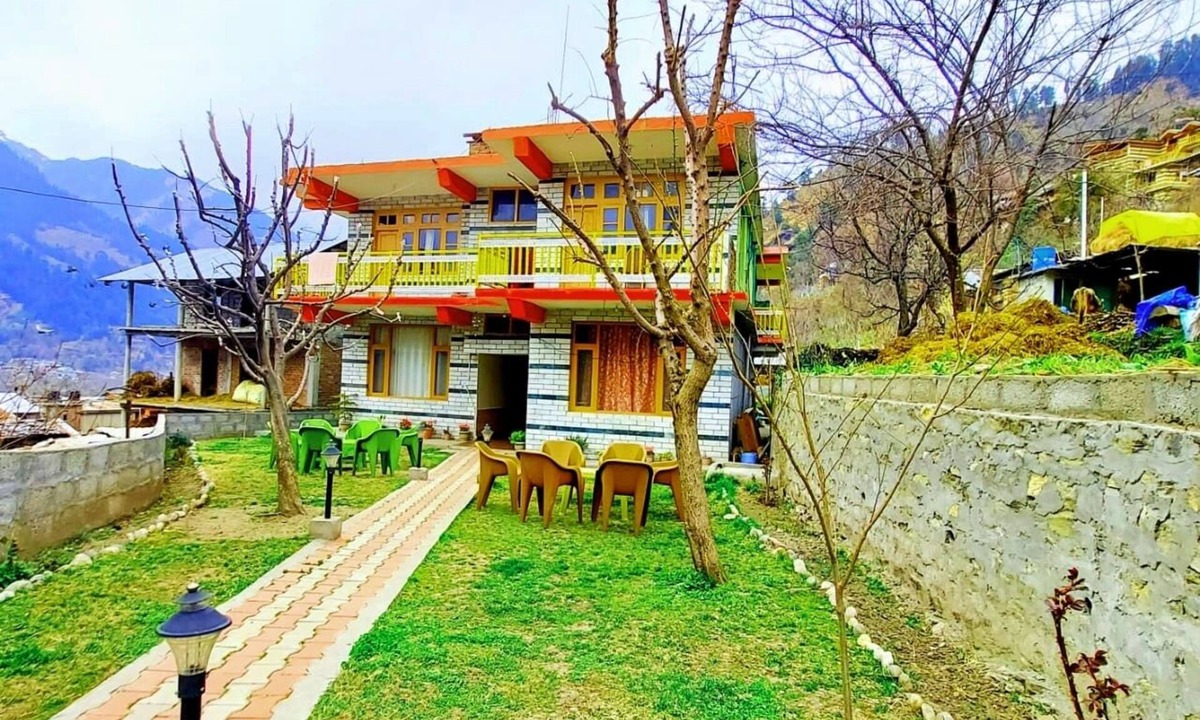 Jagatsukh House | The Pleasant Home -II