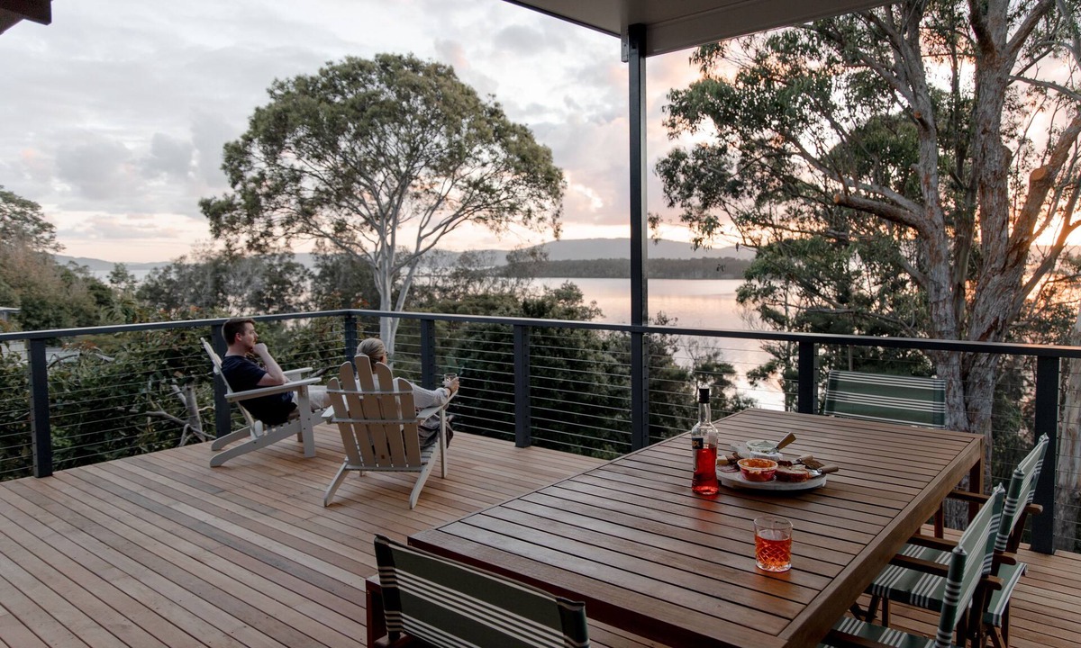 Green Point House | The Point Lake House w/direct access to Wallis Lake.