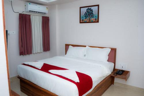 Tuljapur Hotel | THE RAMA Executive