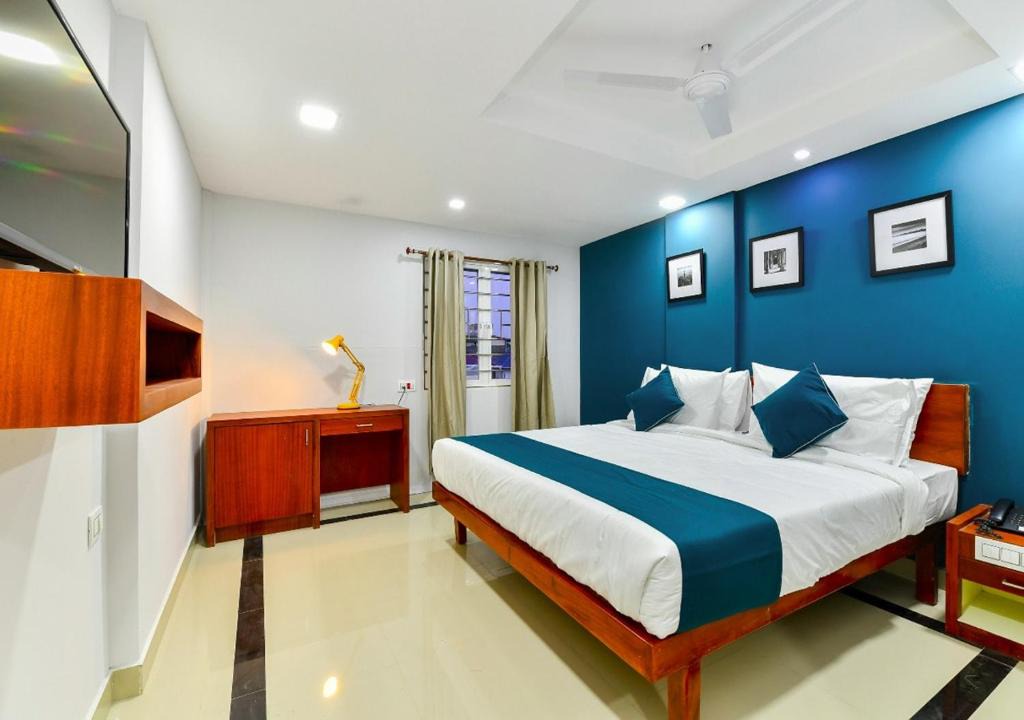 Kochi Hotel | The Reach Hotel