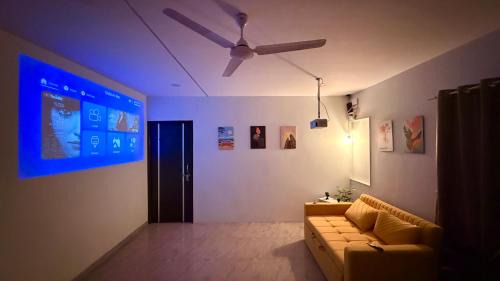 Bhuj Apartment | The Regal Retreat - Bhuj Most Unique 1BHK Home