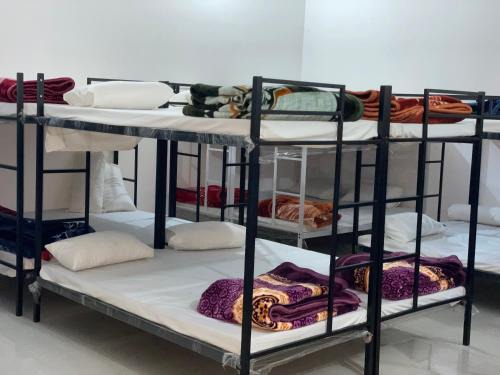 Shri Madhopur Hostel | The rest point dormitory