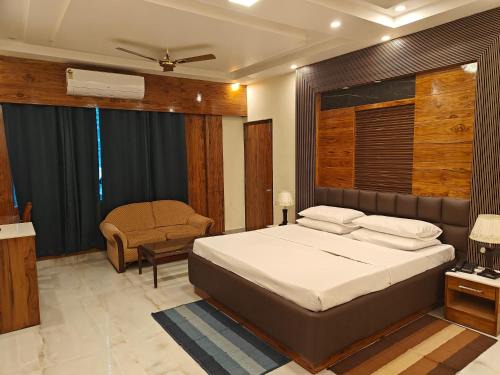 Kushinagar Hotel | The Royal Residency