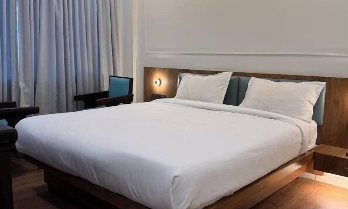 Abu Road Hotel | The Shivanta Inn