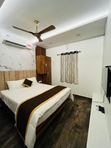 Pollachi Hotel | The Tendoinn