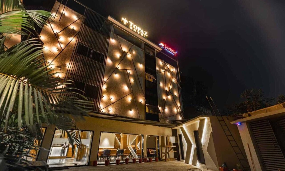 Bilaspur Hotel | The Topaz Hotel