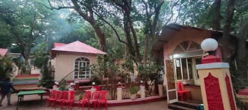 Matheran Resort | The Wayside Inn
