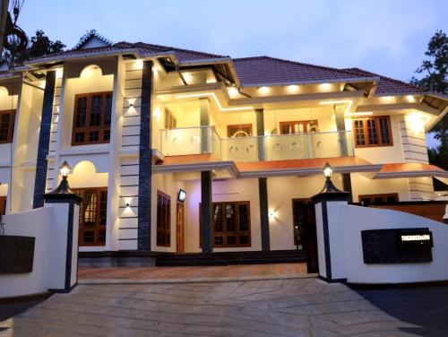 Udumbanchola Villa | Thekkedathu - Luxury Stay Near Munnar