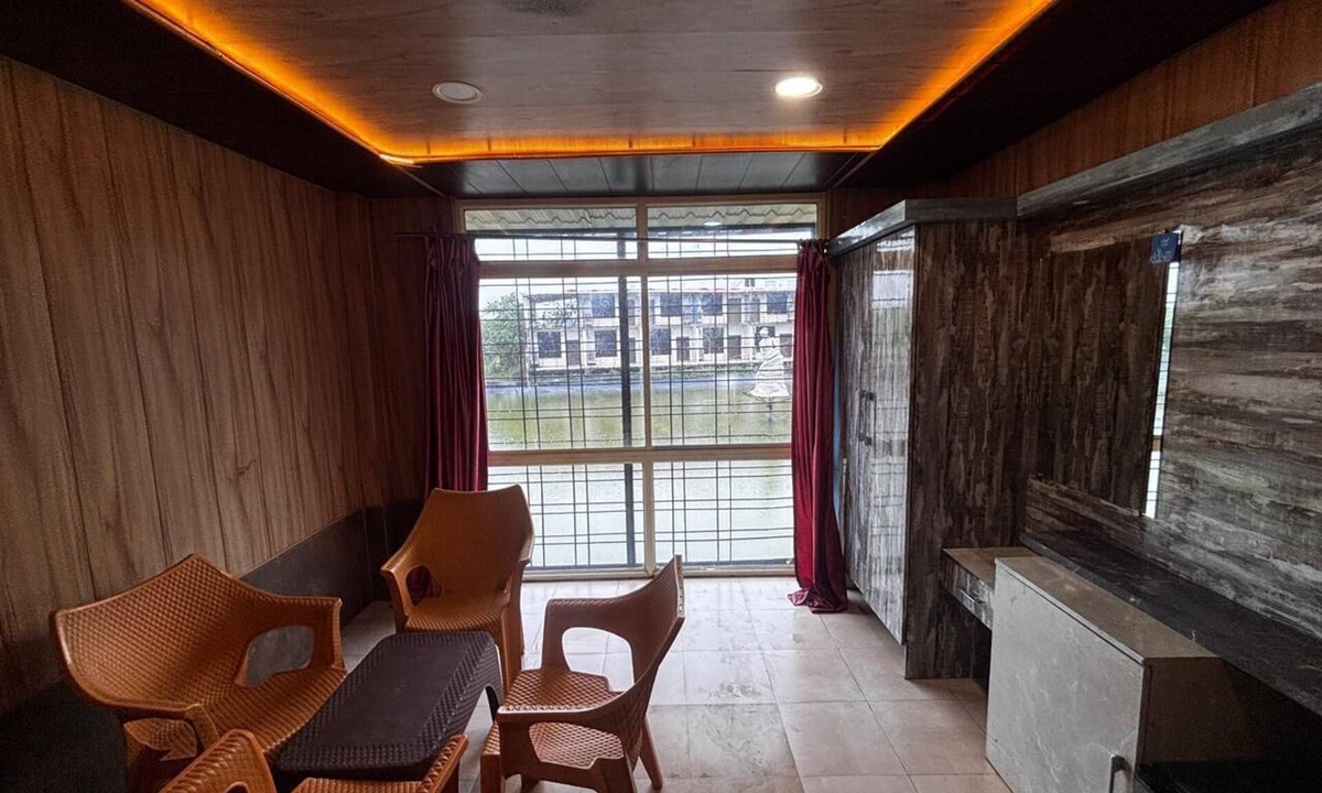 Basoda Hostel | Tomar Paradise Resort