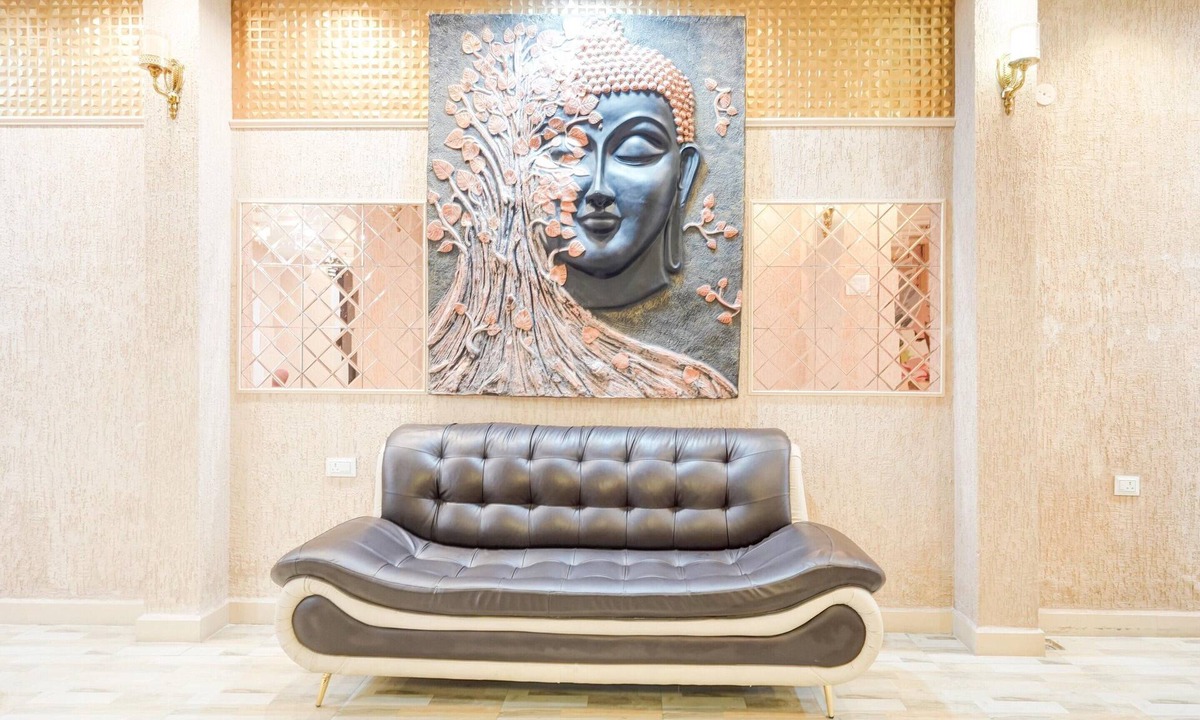 Kota House | Townhouse City Mall Kota Hotel High Society