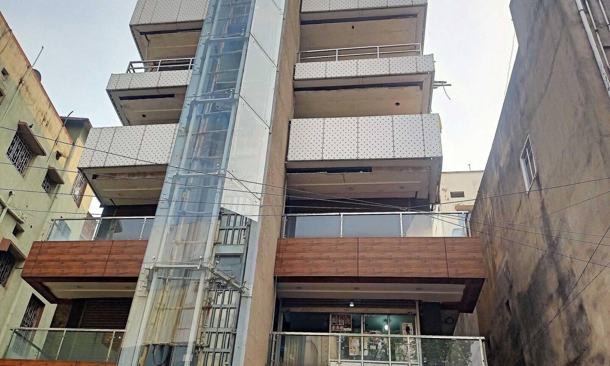 Dhanbad House | Townhouse Oak Dhanbad Railway Junction