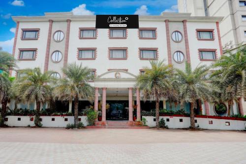 Anand Hotel | Townhouse Oak Gujarat Anand City Bus Station