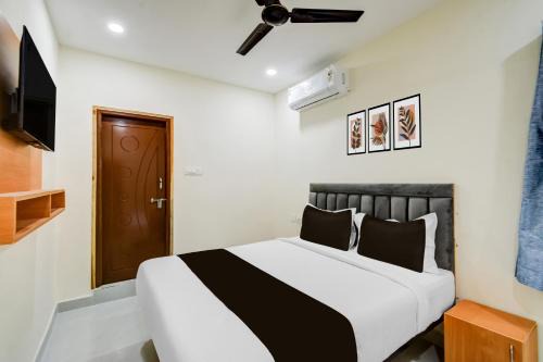 LB Nagar Hotel | Townhouse Oak Hyderabad Victoria Memorial Metro Station