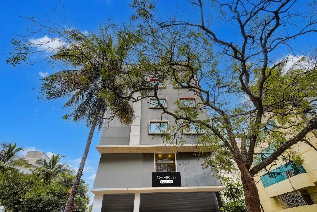RR Nagar Hotel | Townhouse RR Nagar