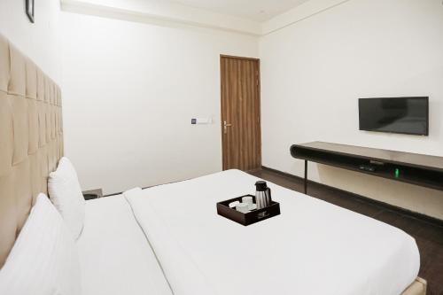 Sector 51 Hotel | Townhouse The AMV Hotel