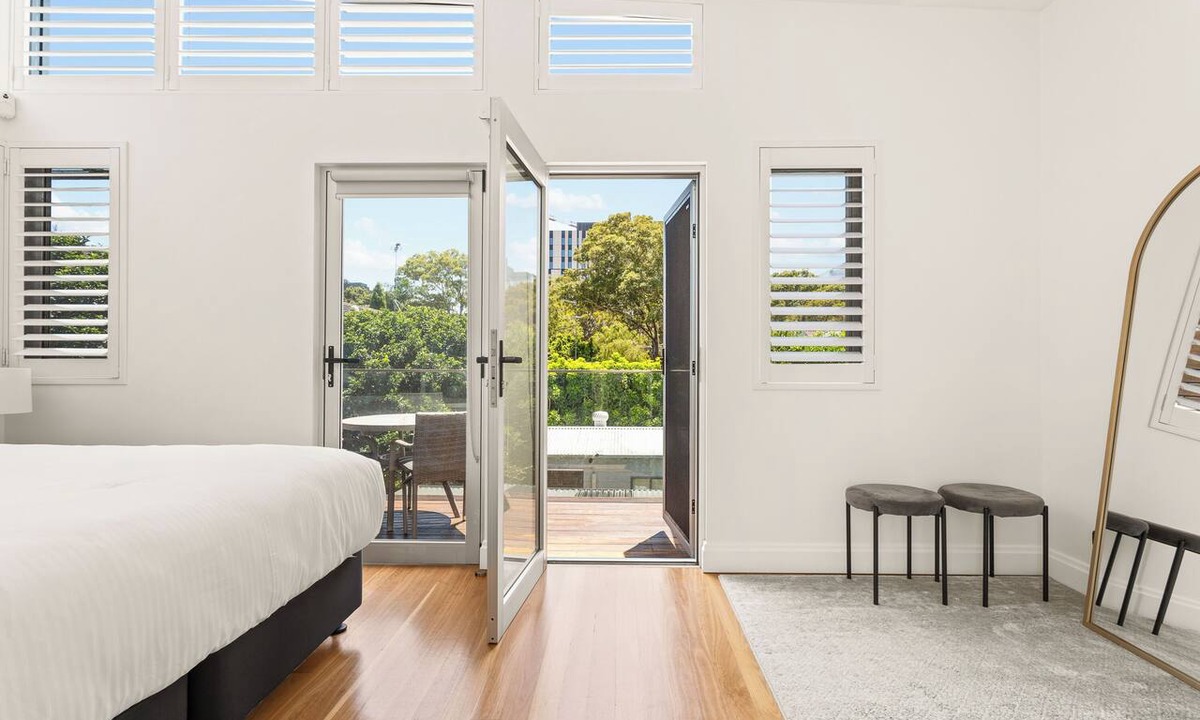 Randwick Apartment | Tranquil 2BR Unit near Hospitals & UNSW with King Beds, Balcony, and Free WiFi