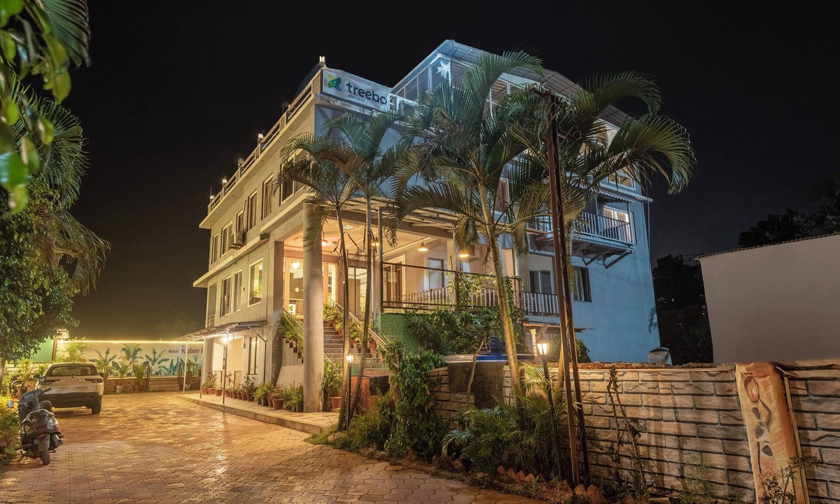 Mahabaleshwar Hotel | Treebo Kuber Palace With a Swimming Pool