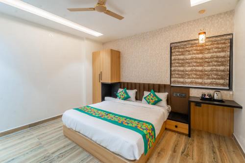 Ujjain Hotel | Treebo Neel Orchid