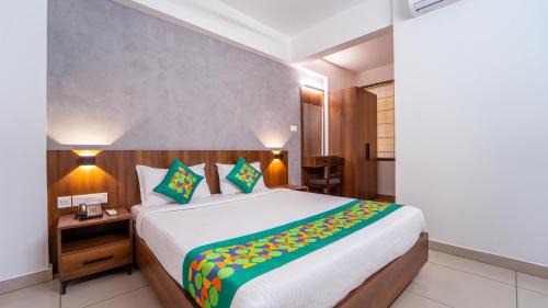 Kochi Hotel | Treebo Petals Suites Marine Drive
