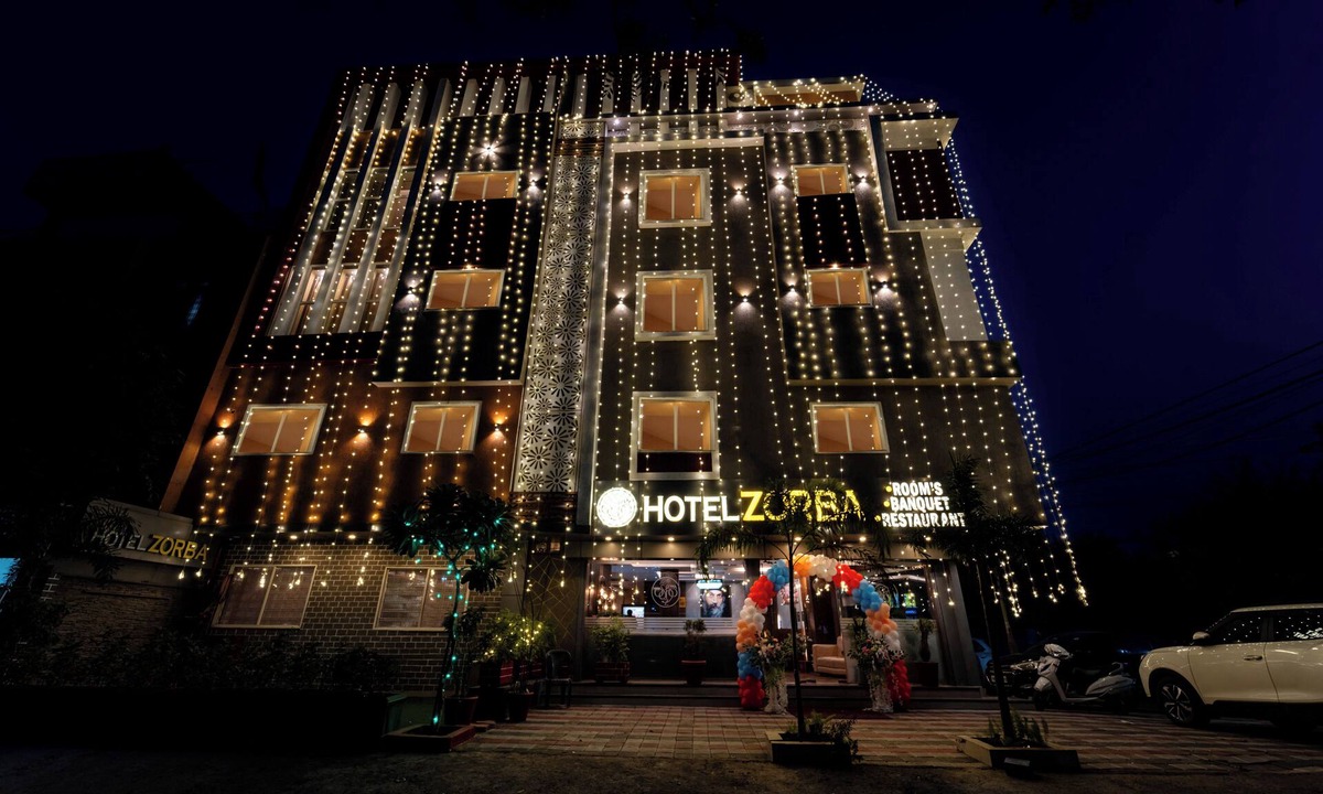 Bhopal Hotel | Treebo Premium Zorba - Hoshangabad Road
